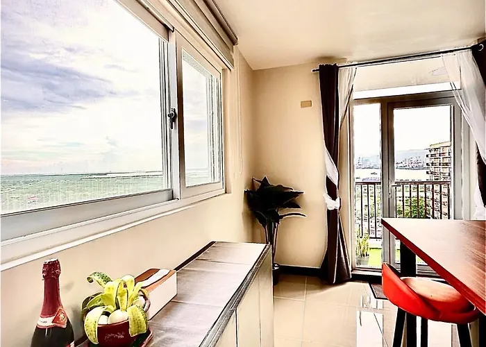 Luxurious Deluxe - Ehubstay Mactan Cebu - Saekyung Looc Lapu-Lapu City