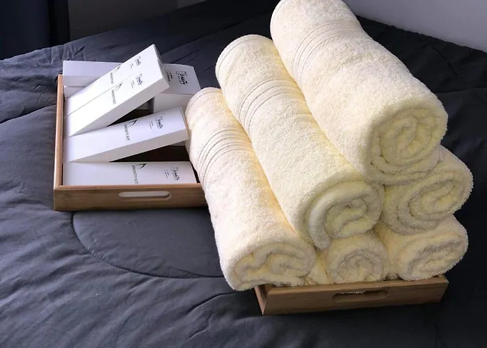 Luxurious Deluxe - Ehubstay Mactan Cebu - Saekyung Looc