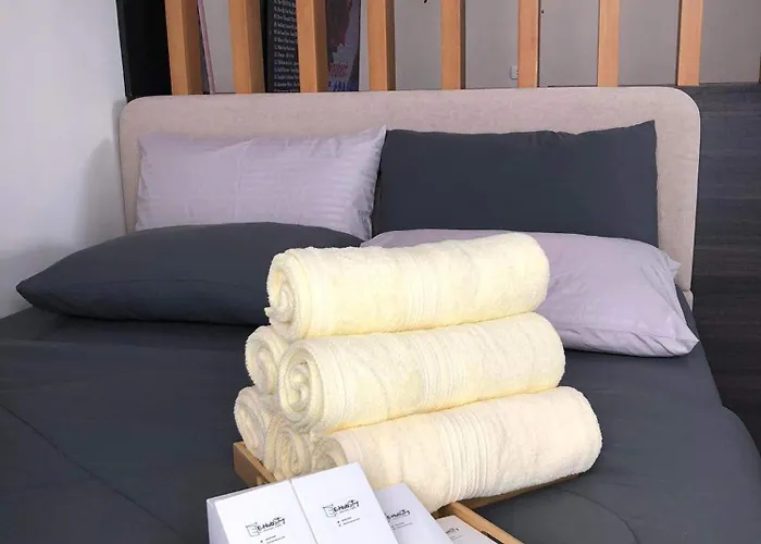 Aparthotel Luxurious Deluxe - Ehubstay Mactan Cebu - Saekyung Looc 4*