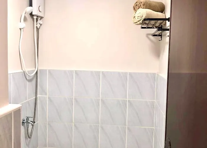 Luxurious Deluxe - Ehubstay Mactan Cebu - Saekyung Looc Aparthotel Lapu-Lapu City