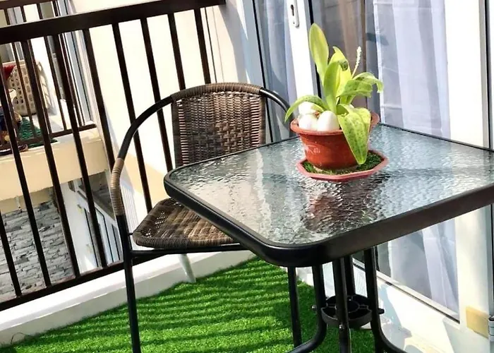 Luxurious Deluxe - Ehubstay Mactan Cebu - Saekyung Looc Aparthotel 4*